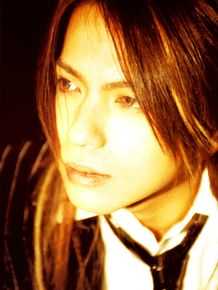 宝井秀人(たからい ひでと、Takarai Hideto)下弦之月壁纸壁纸