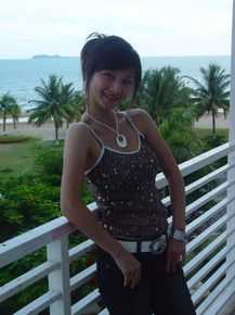 胡珊休闲照壁纸壁纸