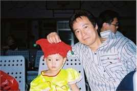 孟飞生活照壁纸壁纸