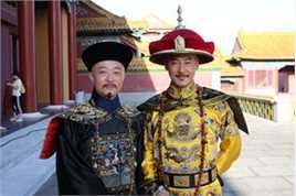 刚毅在《新还珠格格》饰演纪晓岚中的