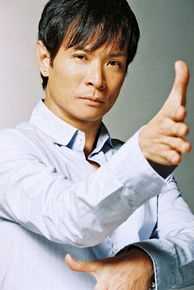 吴廷烨(Berg Ng Ting Yip)前后照片