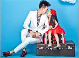 刘屹宸家庭相册前后照片