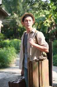 郑皓原出演电影形象性感图片图集