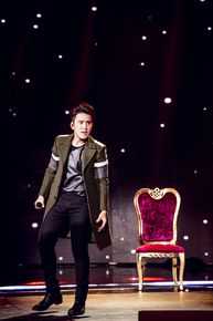 扎西顿珠扎西演唱音乐剧片段的照片性感图片图集