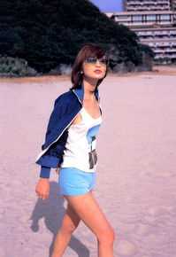 长谷川京子(KYOKO HASEGAWA)生活照图片图册