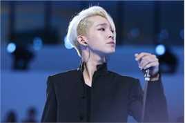 南太铉(/Nam TaeHyun)2016 SIA(Style Icon Asia) 颁奖典礼性感图片图集