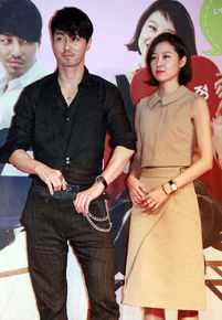 孔晓振（正确汉字名）(，Kong Hyo-jin)孔孝真精彩图册