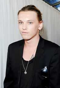 最全杰米·坎贝尔·鲍尔(Jamie Campbell Bower)精彩图册