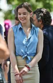 海莉·斯坦菲尔德(Hailee Steinfeld)精彩图册