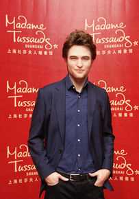 罗伯特·帕丁森(Robert Pattinson)Rob蜡像壁纸壁纸