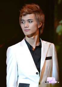 金恩圣(英文：Tanas 韩文：)前后照片