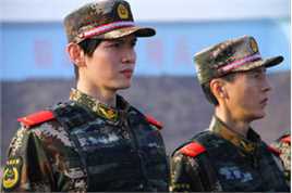 精选鲍春来(Bao Chunlai)在在《星兵报到》中中的图册