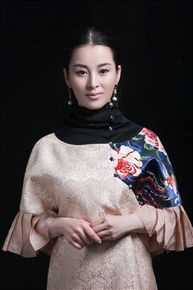 最新吴岚性感图片