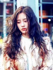 鞠婧祎(kiku)等不到你MV素颜照壁纸