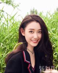 蒋依依(Olivia)照片前后照片