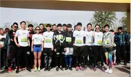 刘剑羽活动图素颜照相册