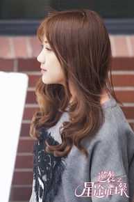 高清李艺彤(カチューシャガ，whitehairpin)在《逆袭之星途璀璨》饰演叶巧中的图集