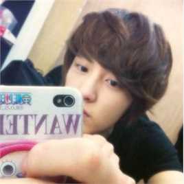 朴灿烈(（韩文名）、Park Chanyeol（官方艺名）)出道前照片图册