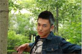 高清邬立朋性感图片