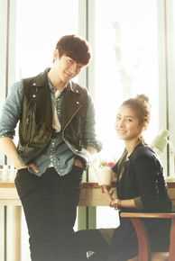 金素恩(Kim So Eun)堤川音乐电影节红毯生活照