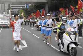 张学友(Jacky Cheung)火炬手壁纸壁纸