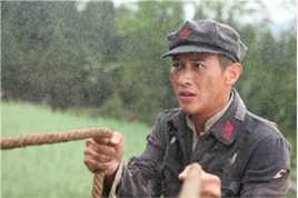 张殿伦十送红军素颜照壁纸