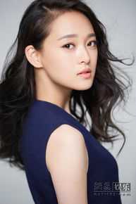 冯越帅气黑白性感图片图集