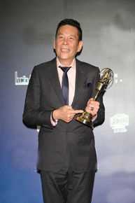 最新龙劭华(Shao hu Kung Siu wah Lung)性感图片