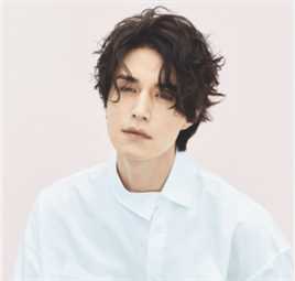 李栋旭( /Lee Dong Wook/ イ ドンウク)前后照片