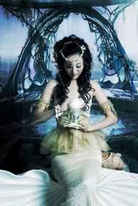 冯一非艺术照性感图片图集