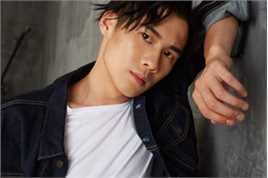 钟伟伦高清图册图册