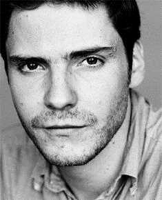 丹尼尔·布鲁赫(Daniel Brühl)图册壁纸壁纸