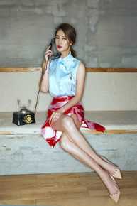 侯梦莎最新双面气质图集