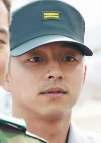 孔刘( （韩文）Gong Yoo（英文）)从军影集图册