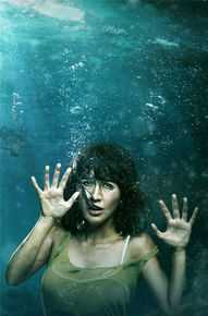 夏梓桐在《3D食人虫》中的