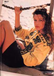 最新米拉·乔沃维奇(Milla Jovovich)精彩图册1