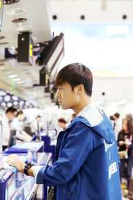 张桐机场街拍图册