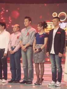 精选张桐在2009年《红槐花》首映礼中的图册