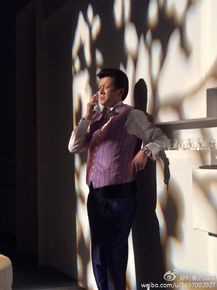 高清王煜在上戏实习大戏《风流的议员》中的图集