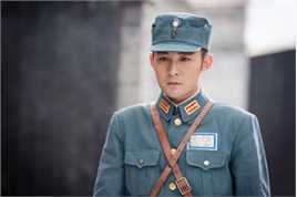 张粟(Sami)《红旗漫卷西风》高清剧照