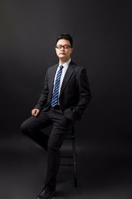 刘彪(无)从商经历相关图片素颜照壁纸