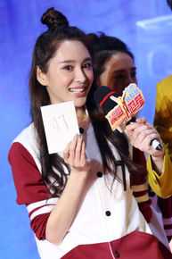 张熙媛(Crystal)活动前后照片