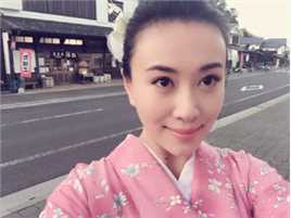 吕洁(Lu Jie)生活照素颜照壁纸