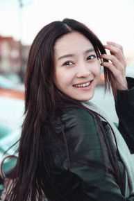 最新徐岑子性感图片