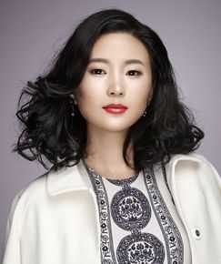 最新刘潇珂性感图片