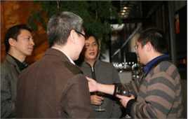 彭添才(yitle)策划人易天出席IT科技创新大会前后照片