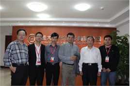 彭添才(yitle)策划人易天与企业家及行业专家互动交流生活照相册