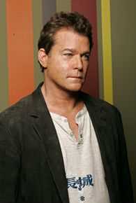 雷·利奥塔(Ray Liotta)精选图册