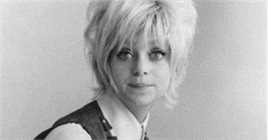 戈尔迪·霍恩(Goldie Hawn)前后照片