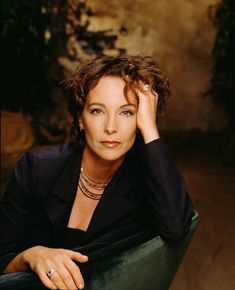 精选凯瑟琳·奎南(Kathleen Quinlan)图片